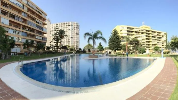 Paradise In Torremolinos Malaga, Recep 24 H, Swimming Pool, Near To The Beach, City Center And Airport, Train, Bus, Taxi